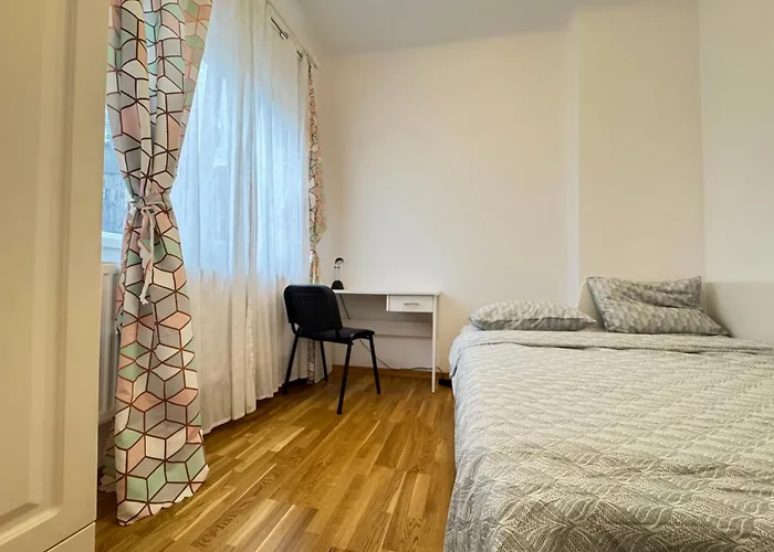 Apartment Cozy Big In Center Of